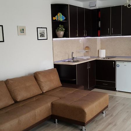 Kraybrezhna Apartment Pomorie Luaran gambar