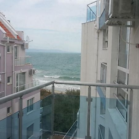 Kraybrezhna Apartment Pomorie Luaran gambar
