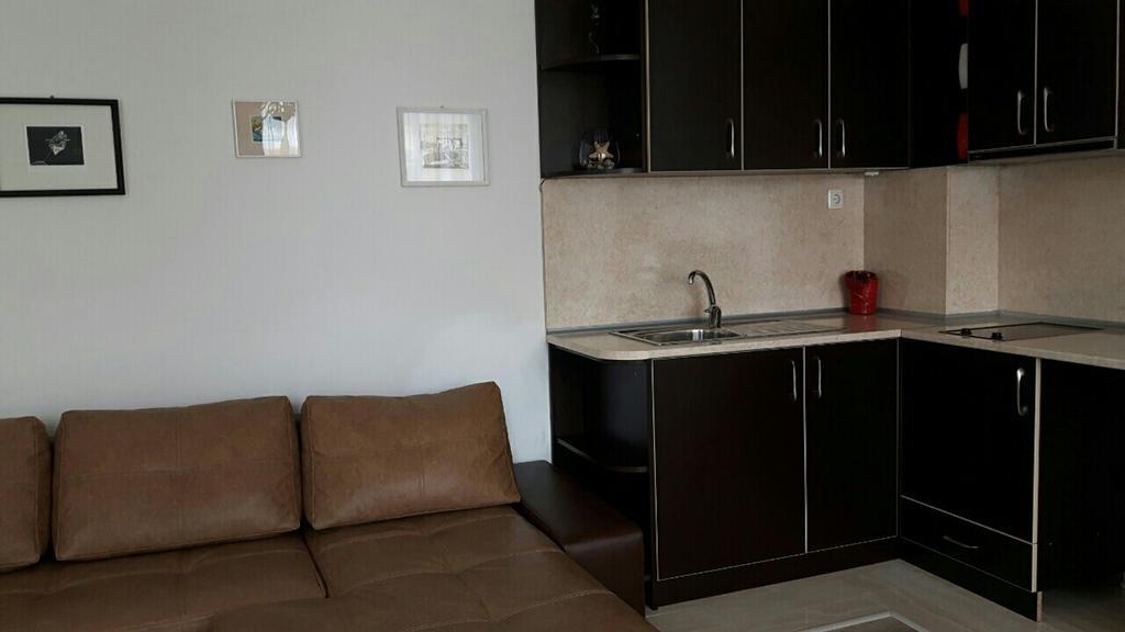 Kraybrezhna Apartment Pomorie Luaran gambar