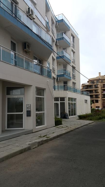 Kraybrezhna Apartment Pomorie Luaran gambar