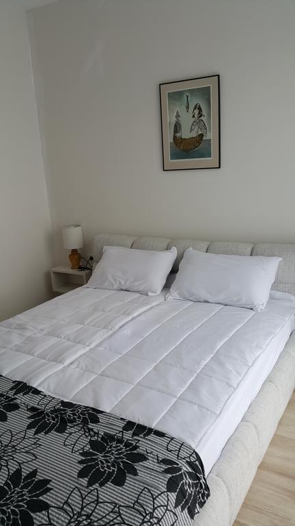 Kraybrezhna Apartment Pomorie Luaran gambar