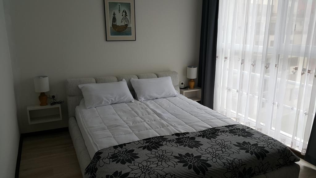 Kraybrezhna Apartment Pomorie Luaran gambar